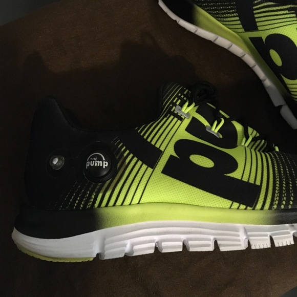 Sneakers Reeboks - Picture 2 of 4